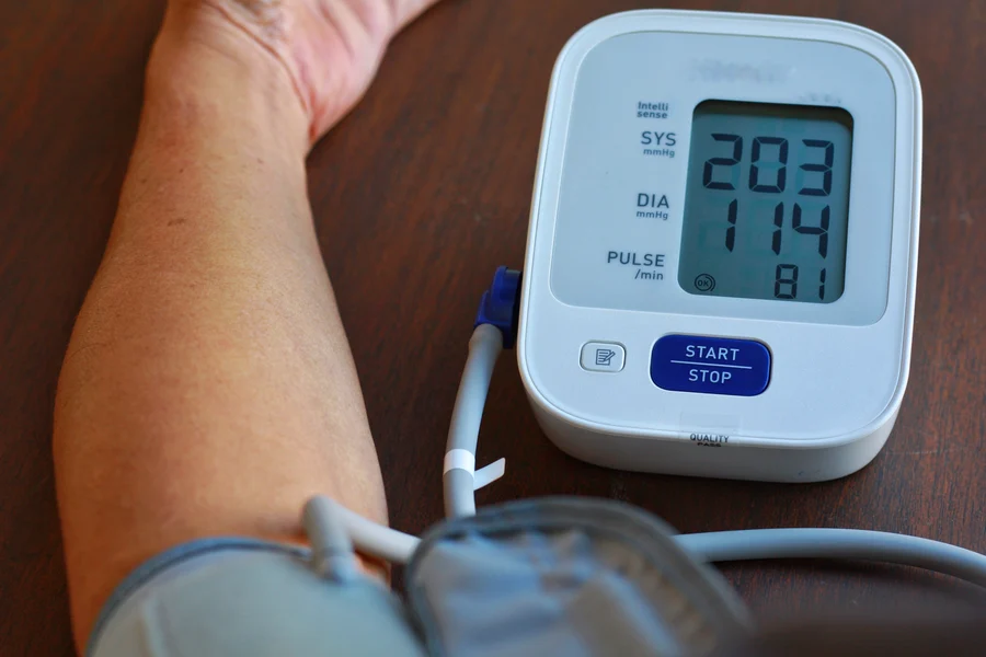 Driver medical blog – Smoking and high blood pressure risks £47